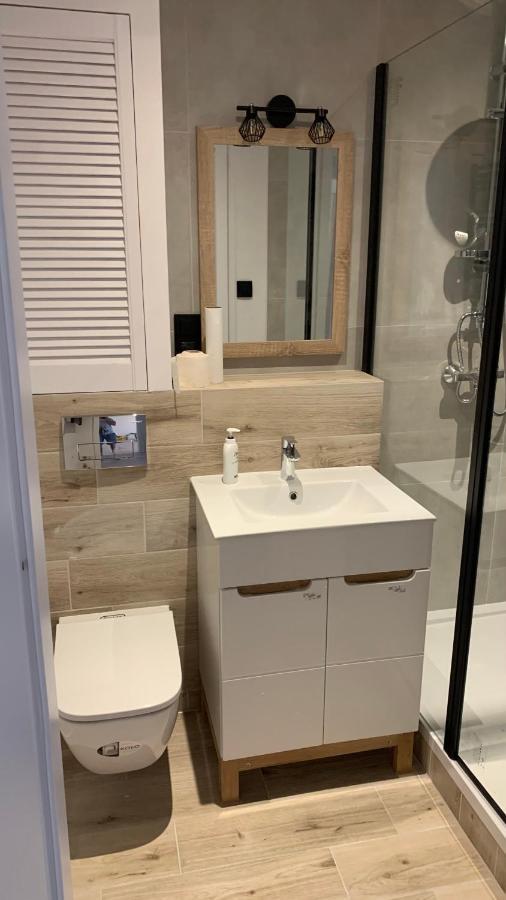 Beautiful Room - Newly Renovated, Aquapark Center Of Wrocław Extérieur photo