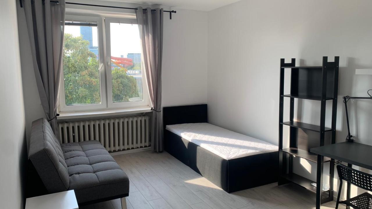 Beautiful Room - Newly Renovated, Aquapark Center Of Wrocław Extérieur photo